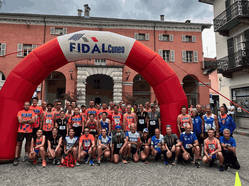 PROVINCIA GRANDA - La partenza della corsa nel 2025